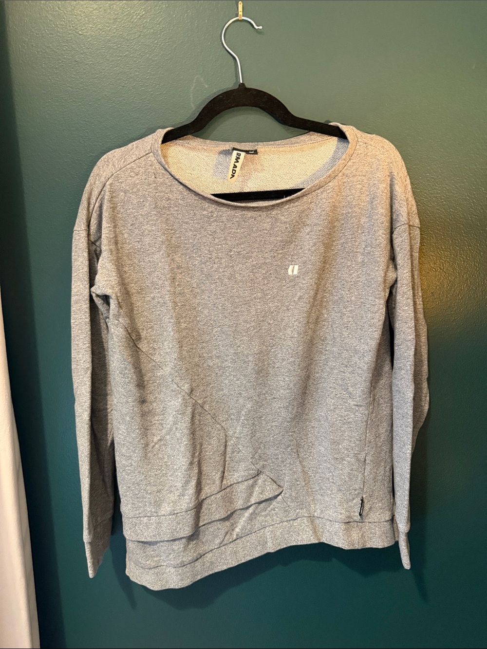 Armada Women’s Gray Crewneck Pullover Sweatshirt